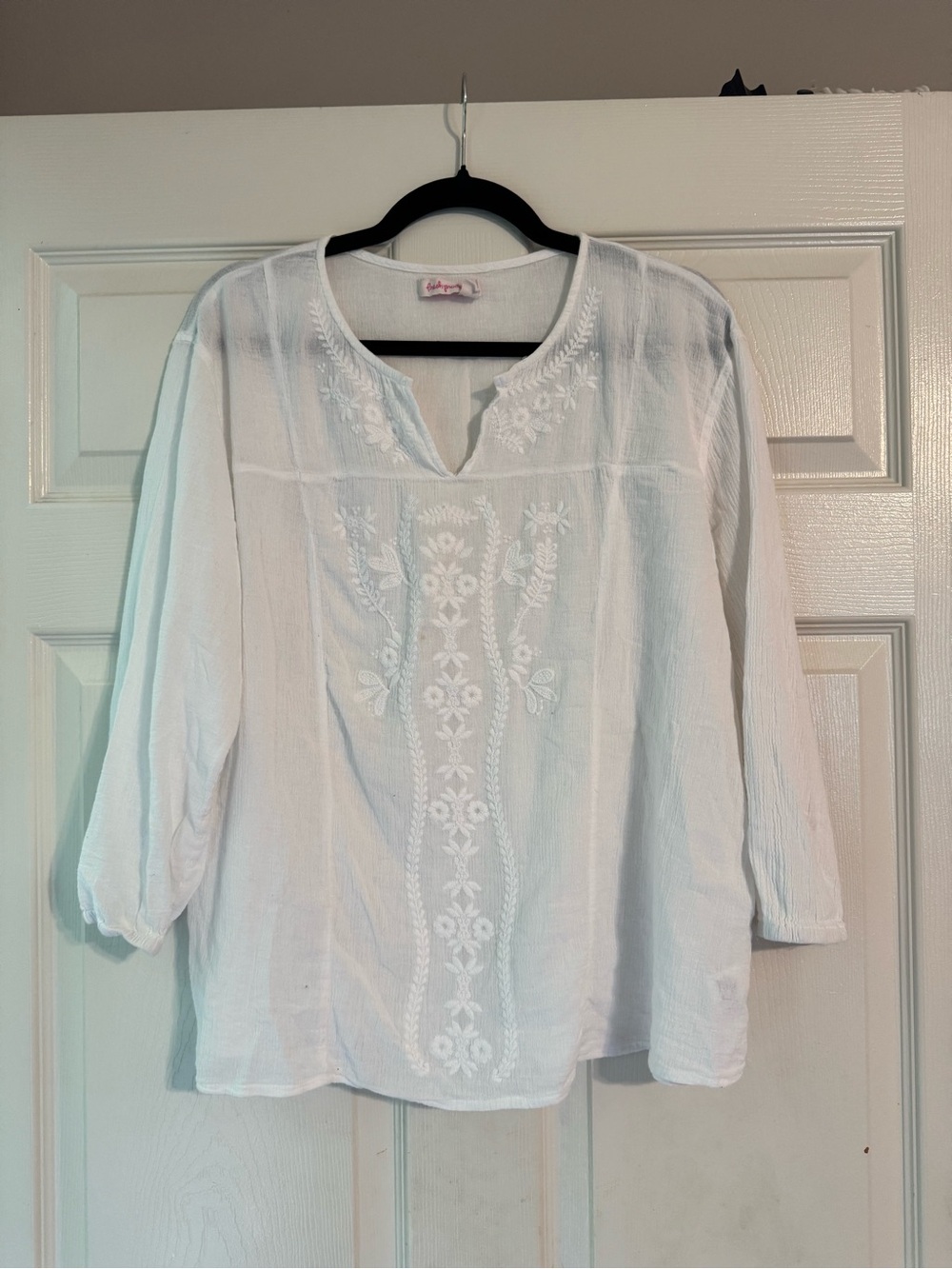 fresh produce White Embroidered Split-V Tunic Top